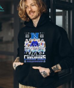 Dallas Cowboys Players 2023 Nfc East Division Champions Signatures Shirt
