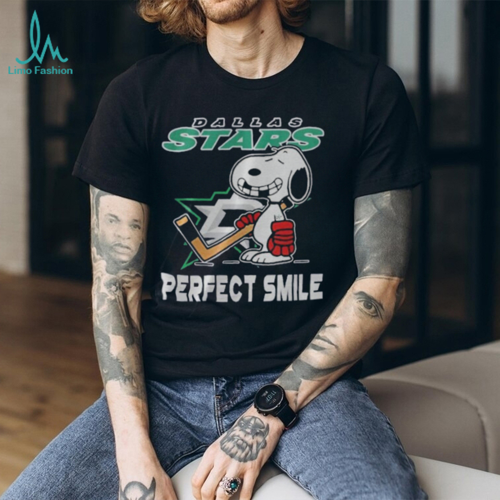 Dallas Stars Snoopy Perfect Smile The Peanuts Movie Hockey Shirt Dallas Stars Snoopy Perfect Smile The Peanuts Movie Hockey Shirt