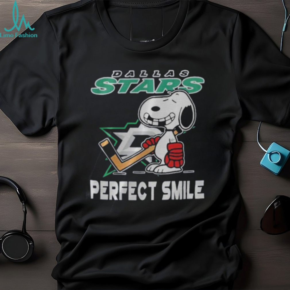 Dallas Stars Snoopy Perfect Smile The Peanuts Movie Hockey Shirt Dallas Stars Snoopy Perfect Smile The Peanuts Movie Hockey Shirt