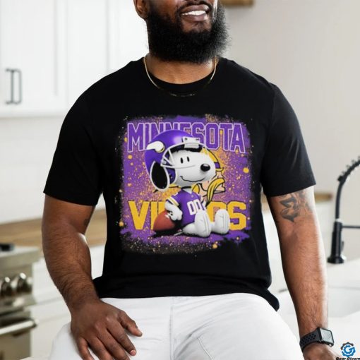 Design minnesota Vikings Mix Snoopy T Shirt