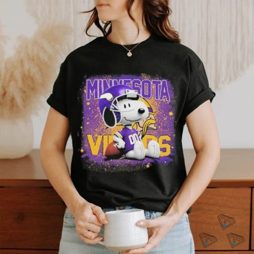 Design minnesota Vikings Mix Snoopy T Shirt