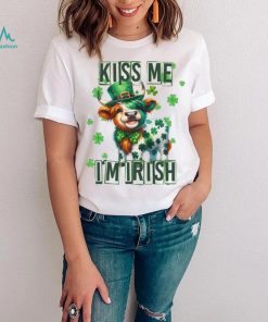 Funny Cow Kiss me I'm Irish St, Patrick's Day Shirt