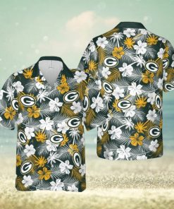 Green Bay Packers Display Football Spirit on Hawaiian Shirt