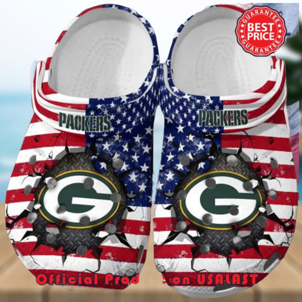 Green Bay Packers NFL New For This Season Trending Crocs Clogs Shoes Green Bay Packers NFL New For This Season Trending Crocs Clogs Shoes