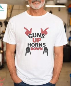 Guns up horns down T shirt
