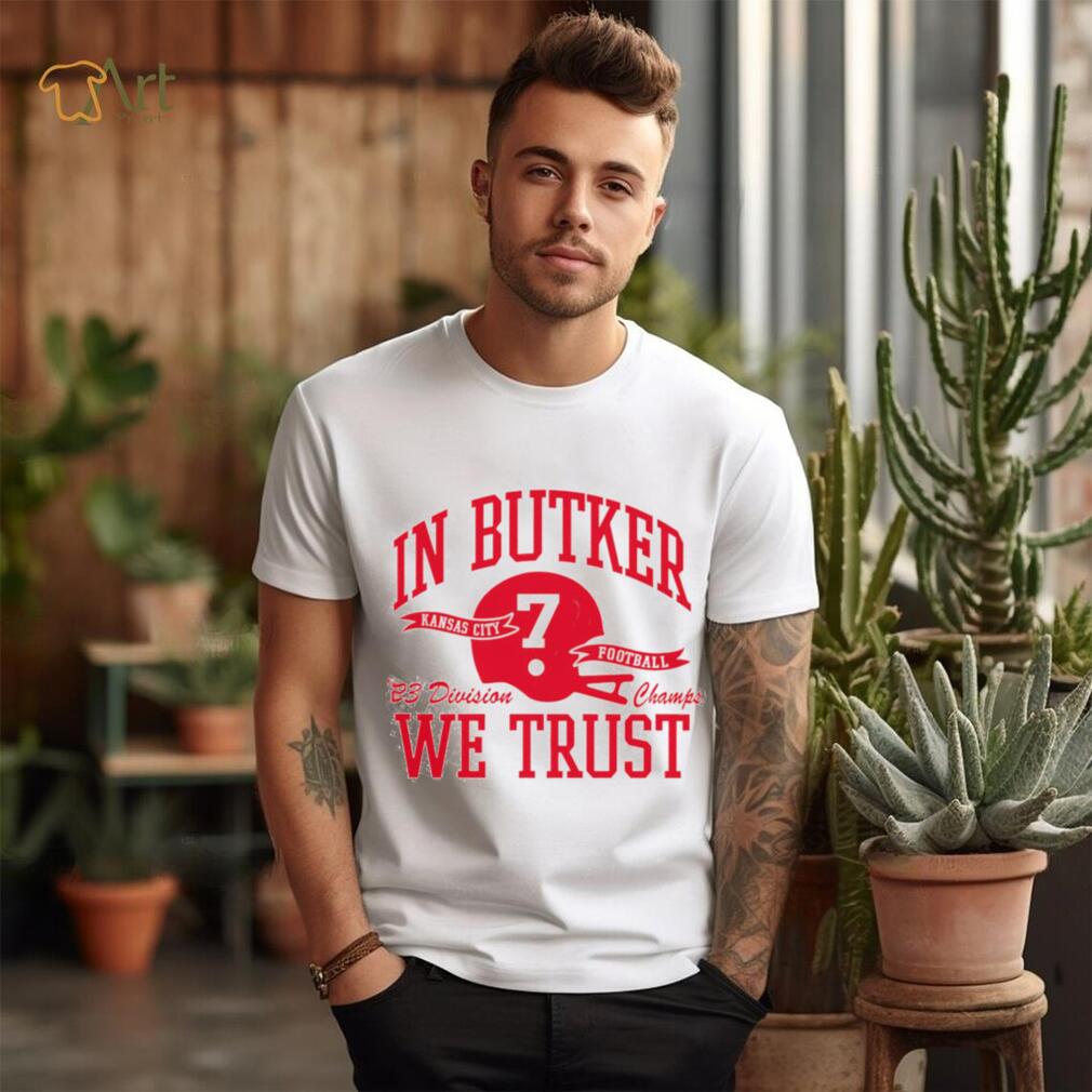 Helmet Kansas City Chiefs in butker we trust shirt Helmet Kansas City Chiefs in butker we trust shirt