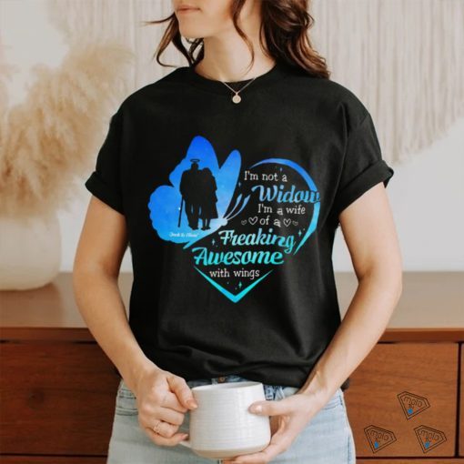 I’m A Wife Of A Freaking Awesome Husband With Wings   Personalized Shirt
