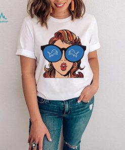 Just a girl with love glassess Detroit Lions shirt