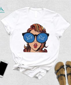 Just a girl with love glassess Detroit Lions shirt