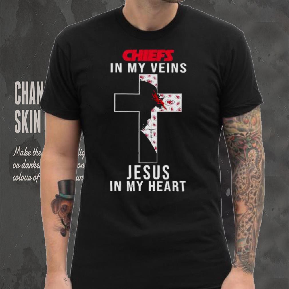 Kansas City Chiefs Nfl In My Veins Jesus In My Heart Cross 2024 T Shirt Kansas City Chiefs Nfl In My Veins Jesus In My Heart Cross 2024 T Shirt