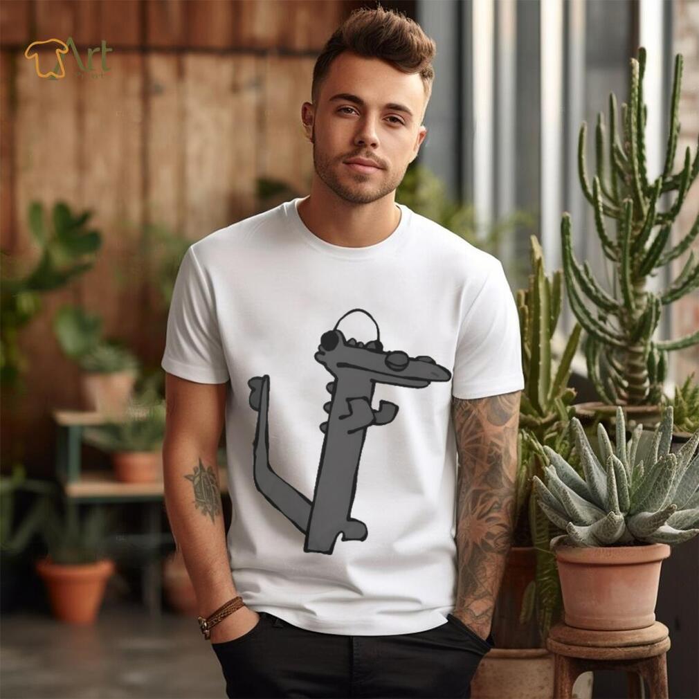 Listen Toothless Chilling Essential T Shirt Listen Toothless Chilling Essential T Shirt