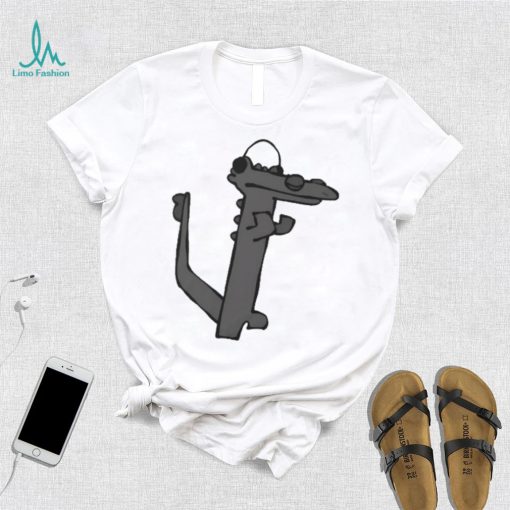 Listen Toothless Chilling Essential T Shirt
