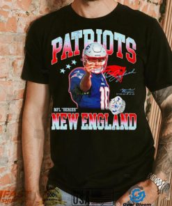 Mac Jones 10 NFL New England Patriots signature graphic shirt