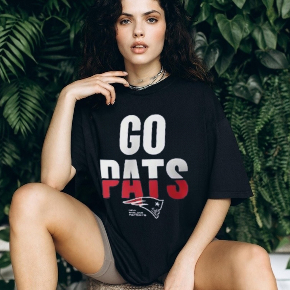Men's Nike Navy New England Patriots Legend Local Phrase Performance T Shirt Men's Nike Navy New England Patriots Legend Local Phrase Performance T Shirt