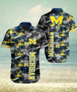 Michigan Wolverines Beach Pattern Hawaiian Shirt