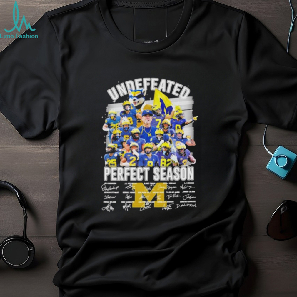 Michigan Wolverines Football 2024 Undefeated Perfect Season Champions Signatures Shirt Tshirt Michigan Wolverines Football 2024 Undefeated Perfect Season Champions Signatures Shirt Tshirt