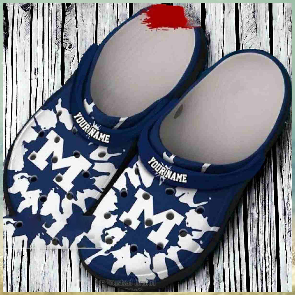 Michigan Wolverines Logo Crocs Gift Michigan Wolverines Logo Crocs Gift