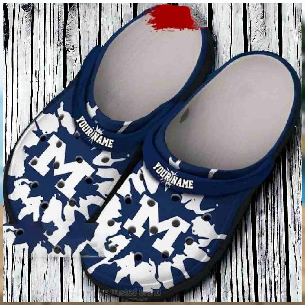 Michigan Wolverines Logo Crocs Gift Michigan Wolverines Logo Crocs Gift
