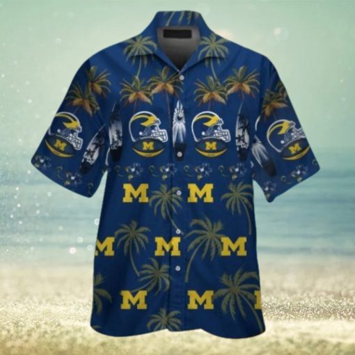 Michigan Wolverines Short Sleeve Button Up Tropical Hawaiian Shirt VER012