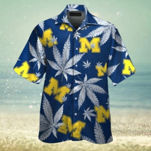 Michigan Wolverines Short Sleeve Button Up Tropical Hawaiian Shirt VER02