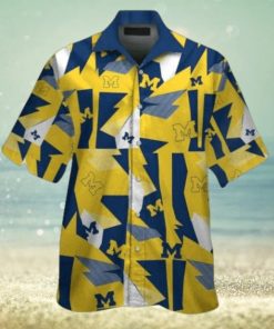 Michigan Wolverines Short Sleeve Button Up Tropical Hawaiian Shirt VER022