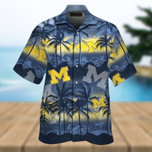 Michigan Wolverines Short Sleeve Button Up Tropical Hawaiian Shirt VER023