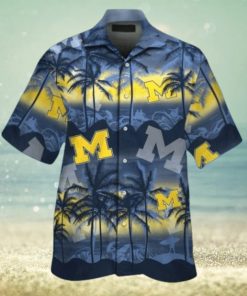 Michigan Wolverines Short Sleeve Button Up Tropical Hawaiian Shirt VER023