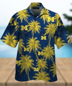 Michigan Wolverines Short Sleeve Button Up Tropical Hawaiian Shirt VER05