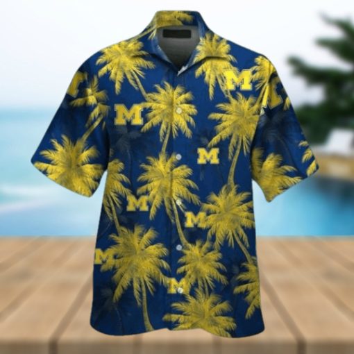 Michigan Wolverines Short Sleeve Button Up Tropical Hawaiian Shirt VER05