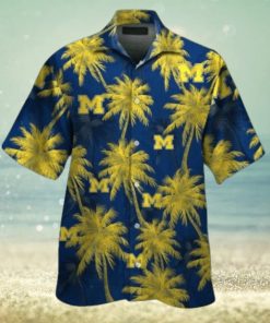 Michigan Wolverines Short Sleeve Button Up Tropical Hawaiian Shirt VER05