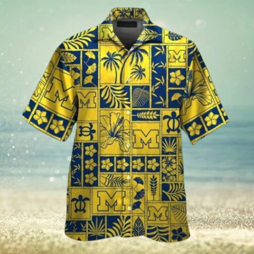 Michigan Wolverines Short Sleeve Button Up Tropical Hawaiian Shirt VER06