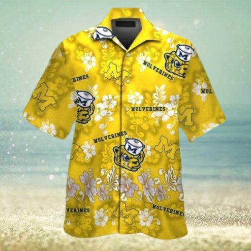 Michigan Wolverines Short Sleeve Button Up Tropical Hawaiian Shirt VER09