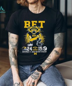 Michigan vs everybody Shirt Official Michigan vs Everybody Shirt BET Michigan 24 15 Penn State shirt