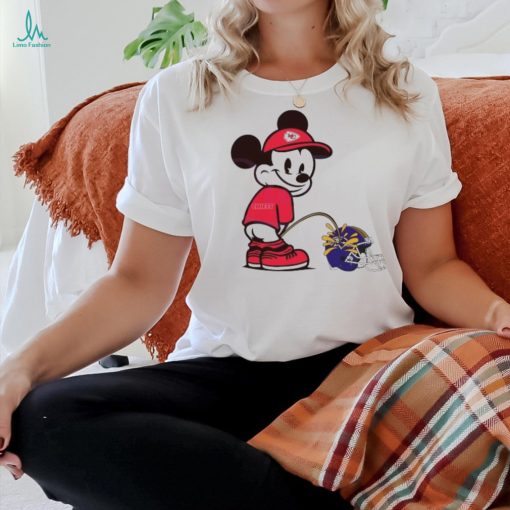 Mickey Mouse Chiefs Piss On Ravens Helmet 2024 shirt