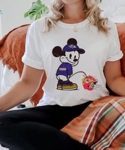 Mickey Mouse Ravens Piss On Chiefs Helmet 2024 Shirt