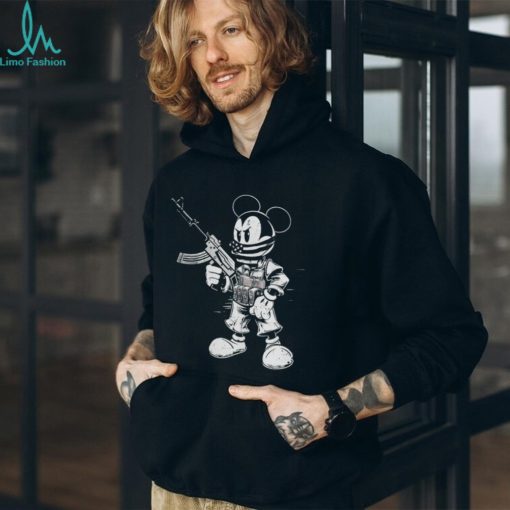 Mickey Mouse Steamboat’ with gun 2a willie shirt