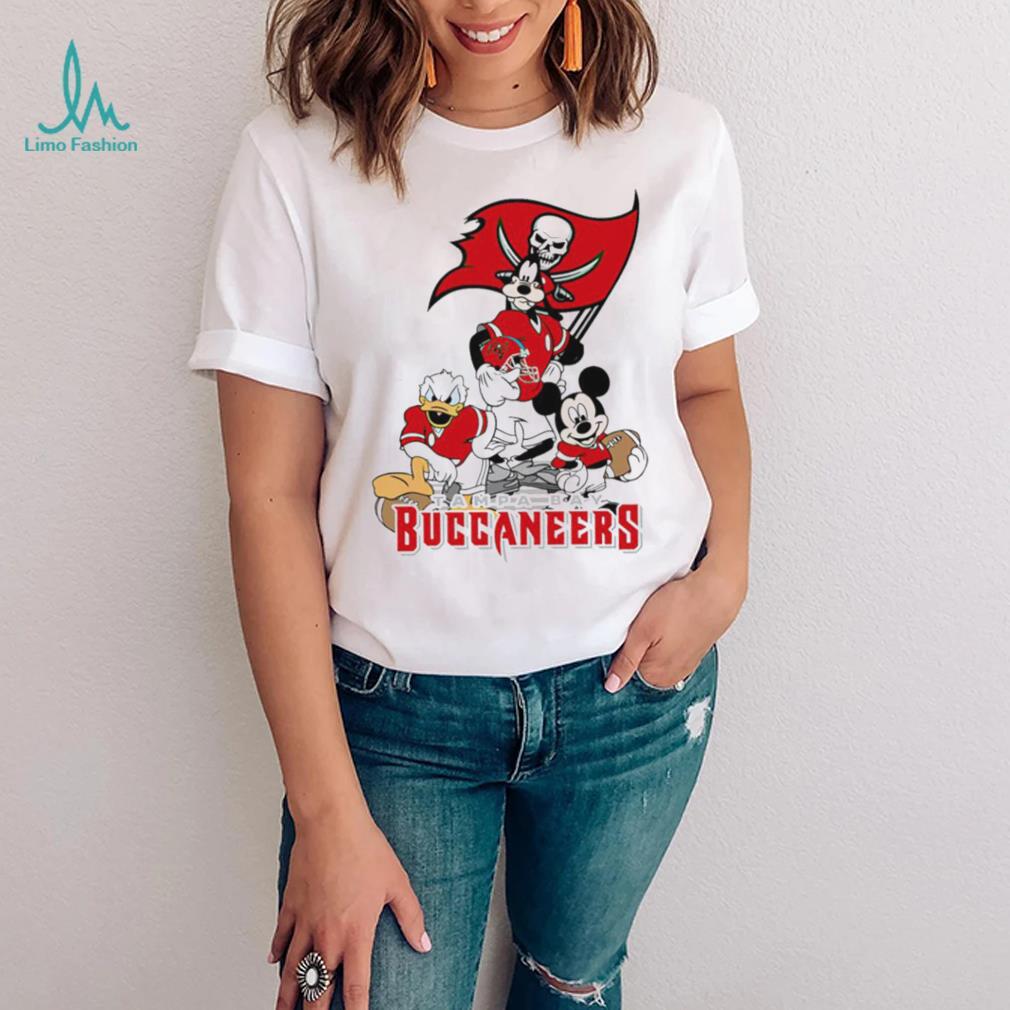 Mickey Mouse characters Disney Tampa Bay Buccaneers shirt Mickey Mouse characters Disney Tampa Bay Buccaneers shirt