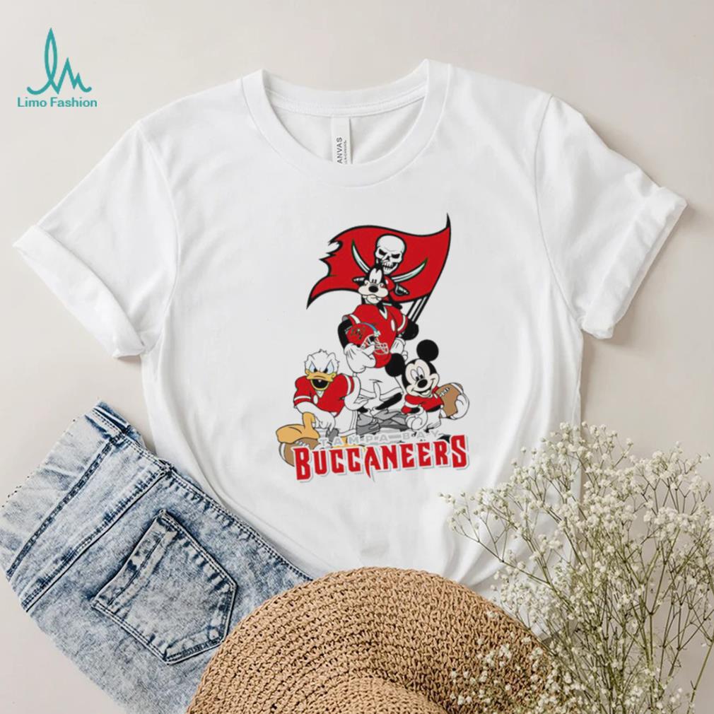 Mickey Mouse characters Disney Tampa Bay Buccaneers shirt Mickey Mouse characters Disney Tampa Bay Buccaneers shirt