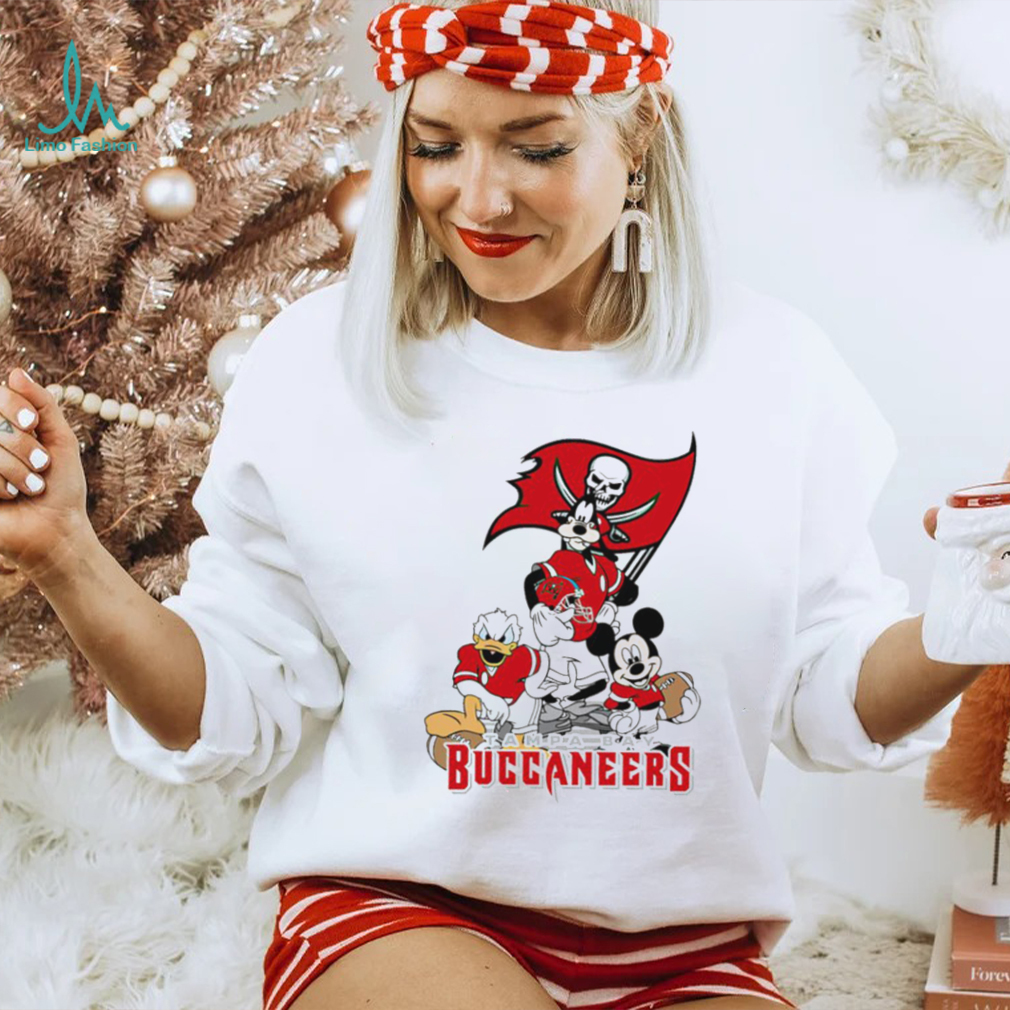 Mickey Mouse characters Disney Tampa Bay Buccaneers shirt Mickey Mouse characters Disney Tampa Bay Buccaneers shirt
