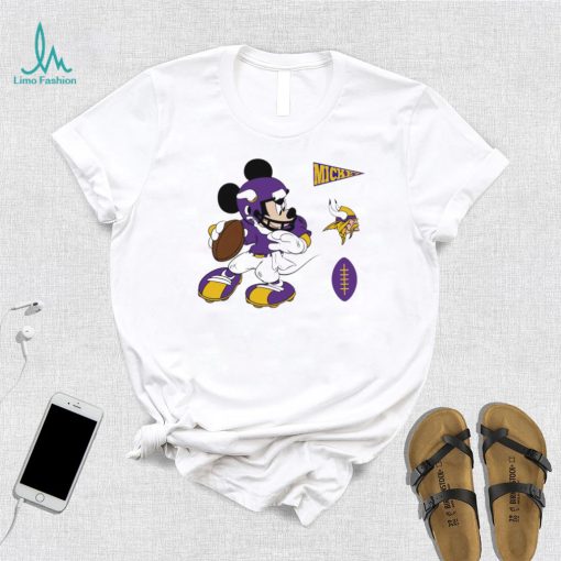 Mickey mouse player Minnesota Vikings Disney shirt