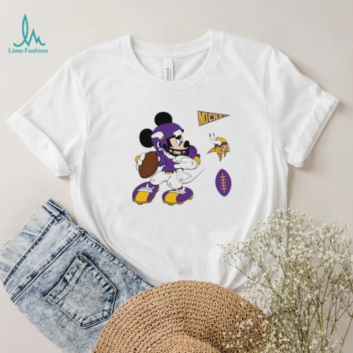 Mickey mouse player Minnesota Vikings Disney shirt
