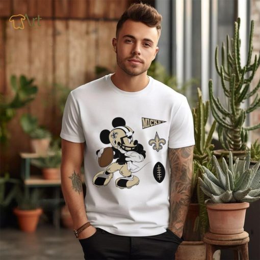 Mickey mouse player New Orleans Saints Disney shirt