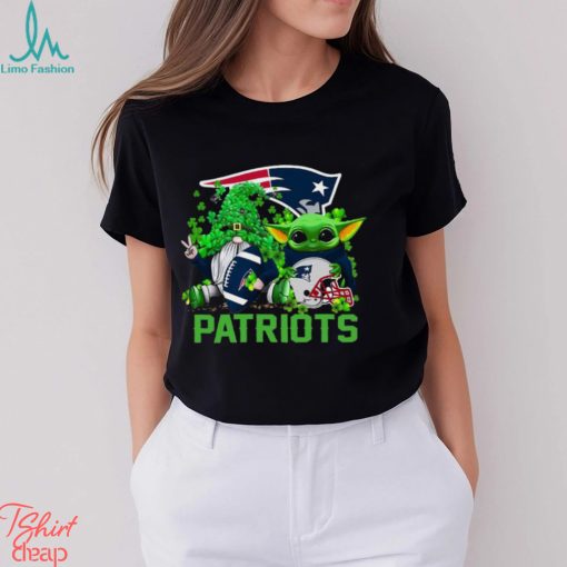 NFL New England Patriots St Patrick’s Day T Shirt Special Gomes Baby Yoda St Patricks Day Shirt