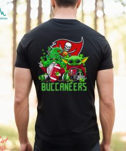 NFL Tampa Bay Buccaneers St Patrick’s Day T Shirt Special Gomes Baby Yoda St Patricks Day Shirt