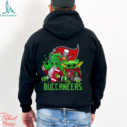 NFL Tampa Bay Buccaneers St Patrick’s Day T Shirt Special Gomes Baby Yoda St Patricks Day Shirt
