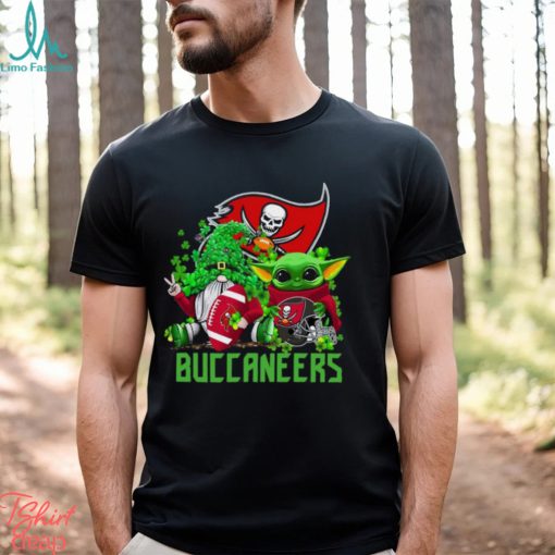 NFL Tampa Bay Buccaneers St Patrick’s Day T Shirt Special Gomes Baby Yoda St Patricks Day Shirt