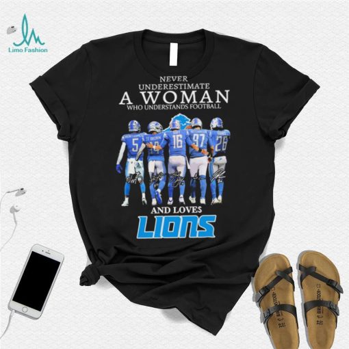 Never Underestimate A Woman Who Understands Football And Loves Detroit Lions Team Playoffs 2023 2024 Signatures Shirt