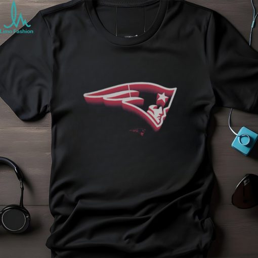New England Patriots Chrome Logo NFL T Shirt