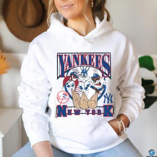 New York Yankees Looney Tunes shirt