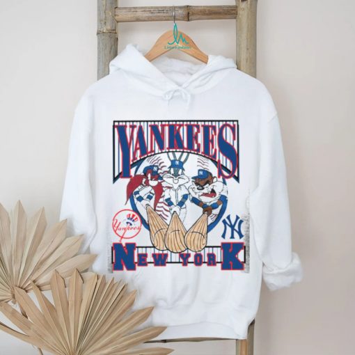 New York Yankees Looney Tunes shirt